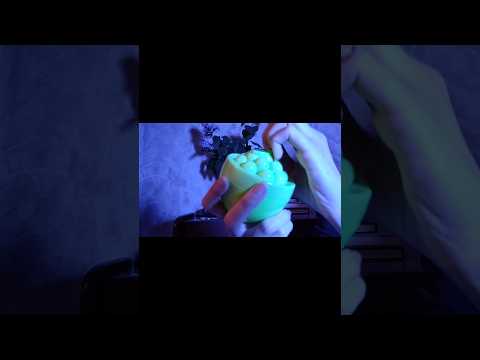 🧴ASMR tapping and scratching on plastic container || No talking #asmr #shorts