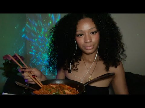 asmr eating spicy noodles 🍜