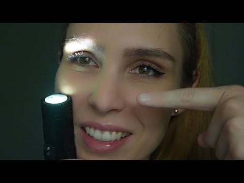 ASMR 👀 Peripheral Triggers telling you where to look (Light Triggers & Hand Movements)