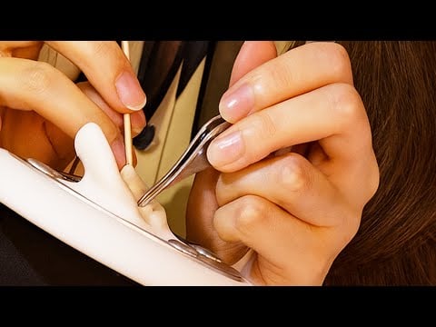 ASMR 신(神)급 손기술로 귀지를 섬세하게 깎는 귀청소 (노토킹)
