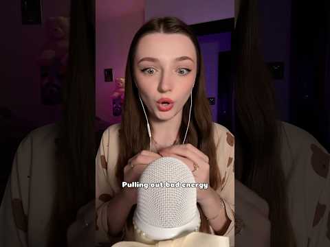 Pulling out bad energy #asmr #asmrsounds #asmrrelax #asmrtingles #asmrsleep #relax #tingles
