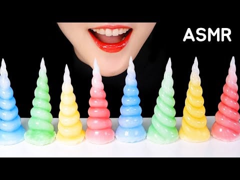 EDIBLE UNICORN HORN ASMR UNICORN WAX CANDY MUKBANG ASMR 🦄