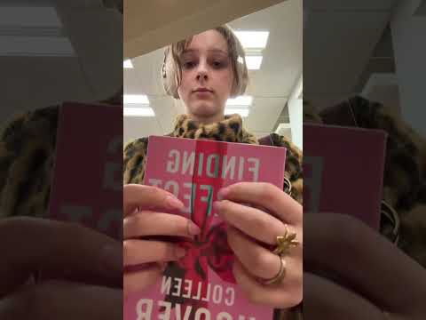 🤫🤫🤫 #asmr #tingles #tapping #gribbing #publicasmr