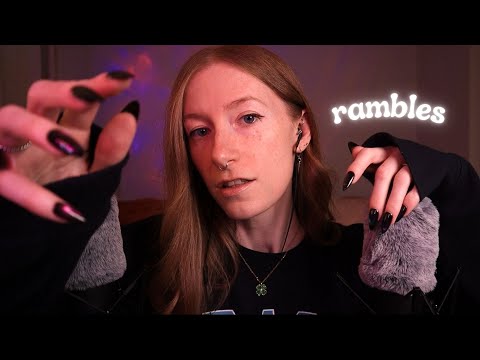 ASMR whispered rambles | Catching up after my break 💙 (binaural mic scratching & cozy vibes)