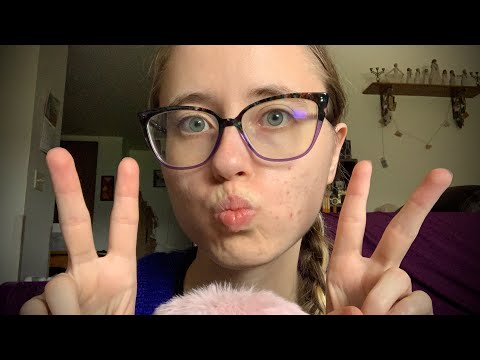 Counting Down From 10 in Spanish ASMR | Repetition and Hand Movements