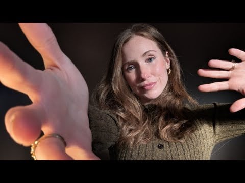 SLOW HAND MOVEMENTS | ASMR ✨ to help you fall asleep...