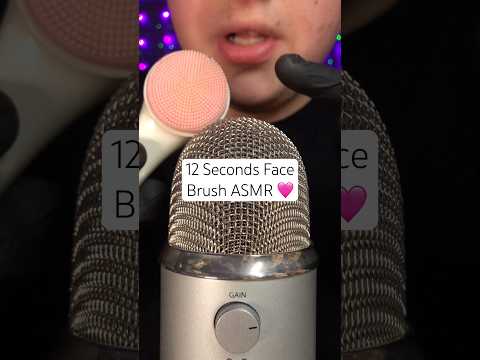 12 Seconds Face Brush ASMR 🩷✨ #asmr #relax #jonathanasmr