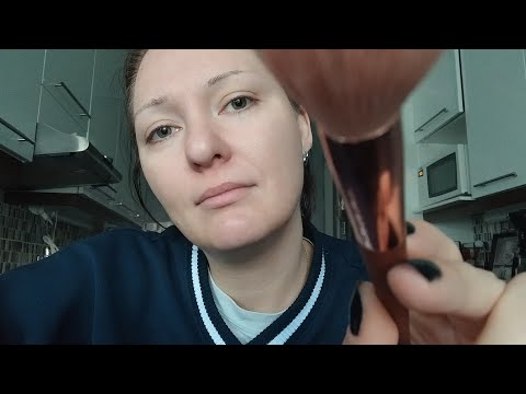 ASMR- Whisper ramble på svenska med lens brushing&poking