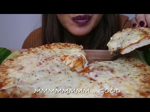 ASMR FOUR CHEESE PIZZA / CRUNCHY AND SOFT no talking CREMA ASMR #asmr #mukbang #pizza #food #cheese