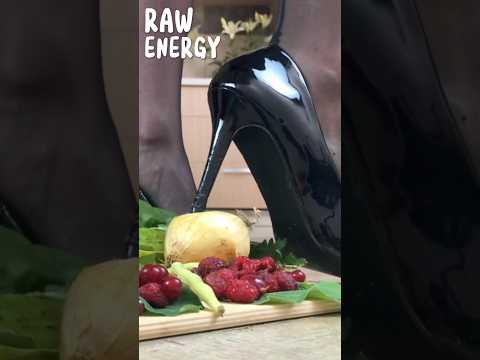 Cat Pumps vs. Crunchy Foods! Oddly Satisfying High Heels Crushing! ASMR