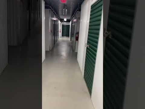 Backrooms? ASMR #asmr #shorts #backrooms #funny #funnyshorts #funnyvideo #tingly