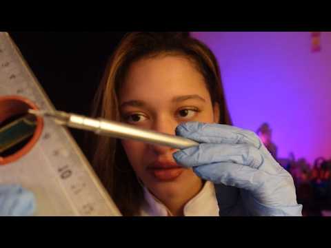 ASMR medindo todo seu rosto (voz suave, medidas, atenção pessoal)