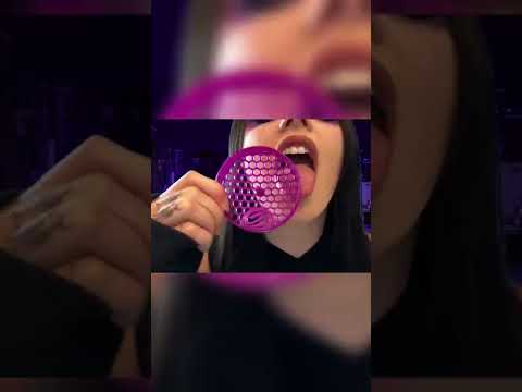 👾🖤ASMR Cyberpunk Vampire Object Licking | No Talking After Intro⬇️👀 https://youtu.be/Z-NpeQqB524