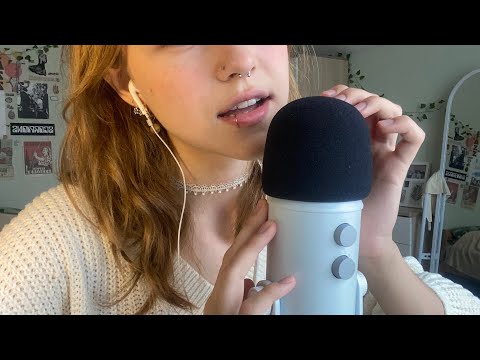 ASMR ^^ close mouth sounds 🌷