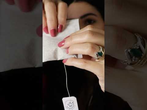 ASMR SHORTS COMENDO BOLACHA E TOMANDO CHÁ