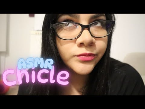ASMR masticando chicle mientras me maquillo