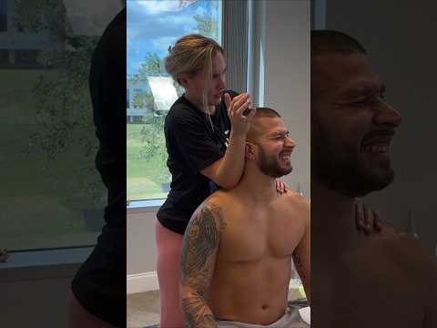 Muscular Shoulder CRUNCHED + Soft Tissue Release  #chiropractor #asmr