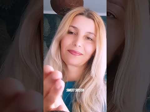 I love finger fluttering #asmr #fingerflutters #fingerfluttering