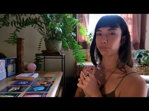 What You Need to Hear This Week ✨  Intuitive Tarot & Oracle Card Reading