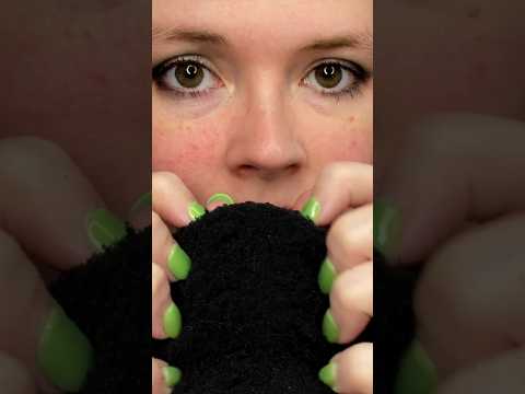 ASMR Mic Scratching #asmr #relax #mictriggers #micscratching