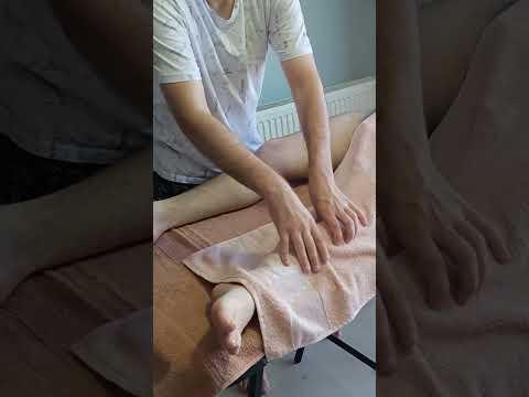 RELAXING MASSAGE TECHNIQUES FOR QUADRICEPS MUSCLES #satisfying #relaxing #asmr #shorts #massage