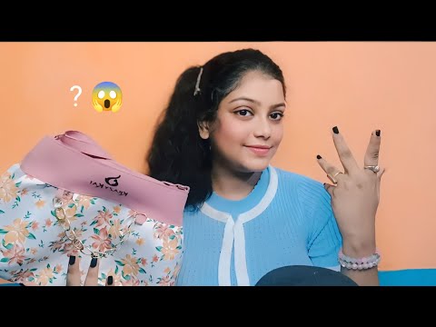 ASMR | Whats In My Bags - Relaxing Sounds For Sleep | 👜😱