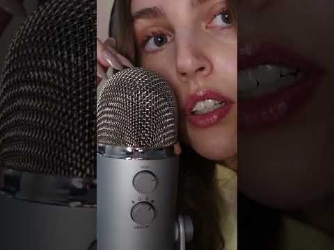 A Little Scratch for you #asmr #visualtingle #mouthwhisper #relax