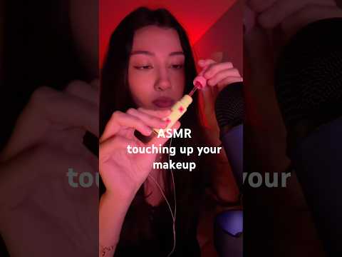 Couldn’t upload the full 4 minutes on here :( #asmr #asmrshorts #asmrsounds #asmrmakeup