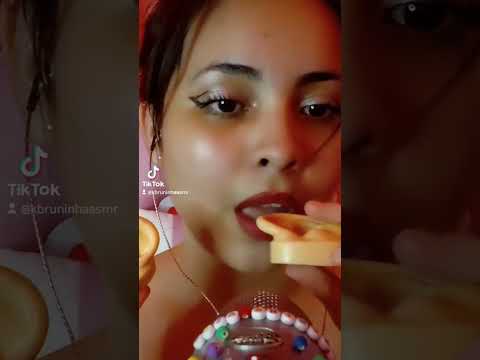 asmr comendo sua orelha 👂