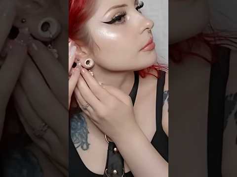 #relax #tingles #asmr #makeup #visualtingle #whispering #satisfying