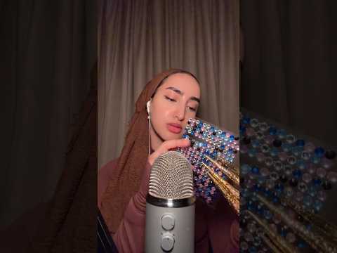 Tingly tingles #asmr #scratching #textureasmr #shorts #relaxing