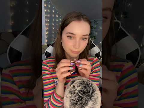 #asmr #asmrsounds #asmrshorts #tingles #nailtapping