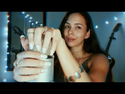 CONVERSANDO CONTIGO ATÉ DORMIR: UNHA NO MIC & SUSSURROS | MIC SCRATCHING & WHISPERING (ASMR PTBR)