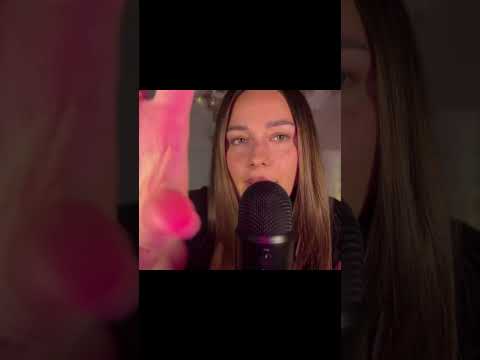 Pluck & Snip #asmr #asmrplucking #asmrhandmovement #asmrsounds