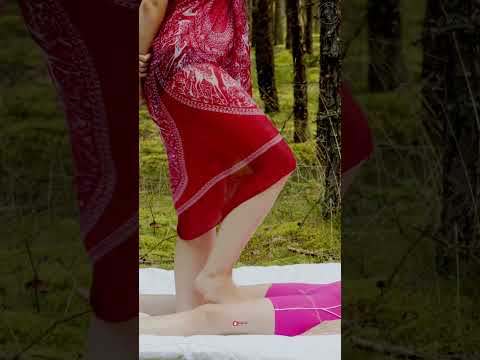 🌲🌿 Armonía en el bosque | Masaje tailandés con Annette en la naturaleza 💆‍♀️✨