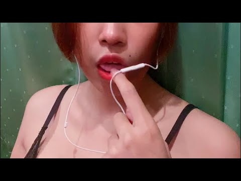 ASMR SLOW MIC LICKING & EATING (Gentle Wet Mouth Sounds) #asmrbydee #miclicking #asmrlick