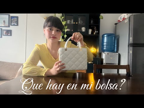 ASMR que hay en mi bolsa ? + todas mis bolsas 