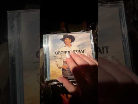 CD tapping on classic country albums 💿✨ (if yk ball🤠) #tappingasmr #classiccountry