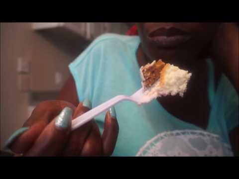 ASMR Eating Cheese Cake🍰: ASMR Whispering👂