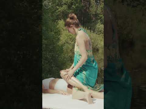 💆‍♀️ 🌿 Momento de Armonía | ASMR Masaje Tailandés al Aire Libre – Annette & Beth 🌞✨