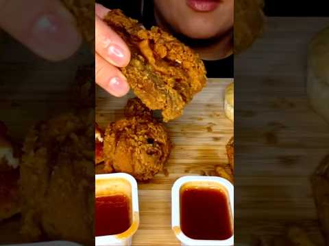 CRISPY FRIED CHICKEN #asmr #foodasmr #popeyes