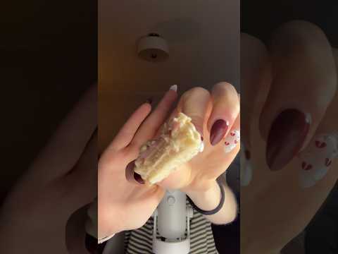 #barebells #mukbang #asmr #mouthsounds #eatingsounds