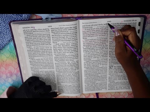 BIBLE READING VERSE EZEKIEL & PSALMS ASMR CHEWING GUM