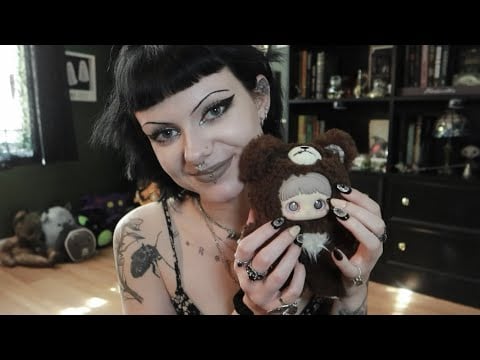 ASMR | Random Chill Triggers 🧸 nail tapping, trigger boards, five below paints, etc.