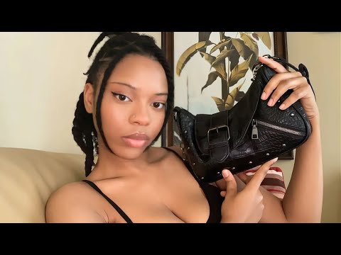 What’s in my bag ASMR