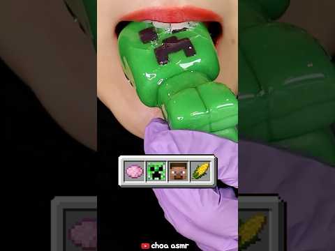 MINECRAFT MUKBANG ASMR 😃
