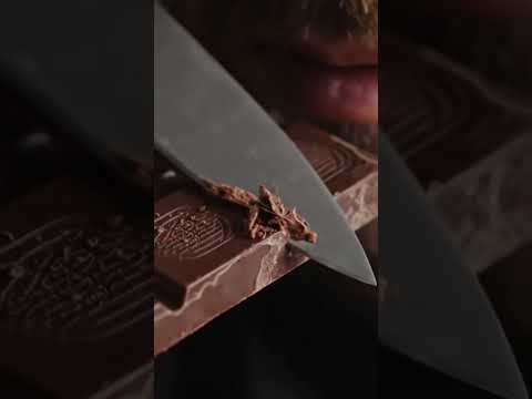 #asmr  | Le son du chocolat qui craque 🍫 #asmrsounds #visualtingle #asmreating #asmrfood