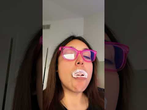 BUBBLE GUM ASMR | blowing bubble gum sounds #bubblegumblowing #bubblegum