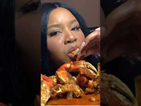 My favorite meal! What’s yours? #asmr #mukbang #foryou  #youtubeshorts #eatingshow #asmrsounds