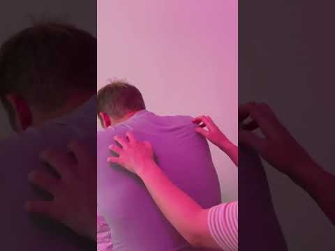 #asmrscratching #backscratching #realpersonasmr #asmrmassage #visualtingle #oddlysatisfying #sleep